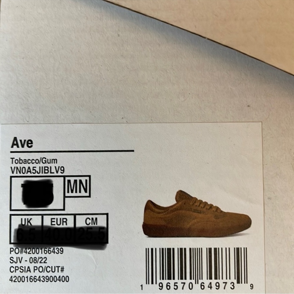 Vans Men’s Ave
Tobacco/Gum
VN0A5JIBLV9
Sneakers - Picture 16 of 16